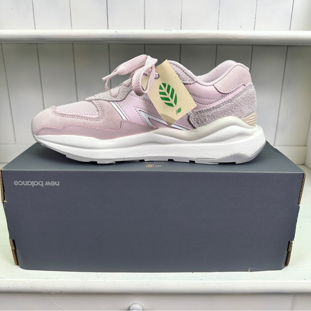 New Balance 57/40 Retro Running Shoes / Sneakers - Pink - Picture 4 of 14